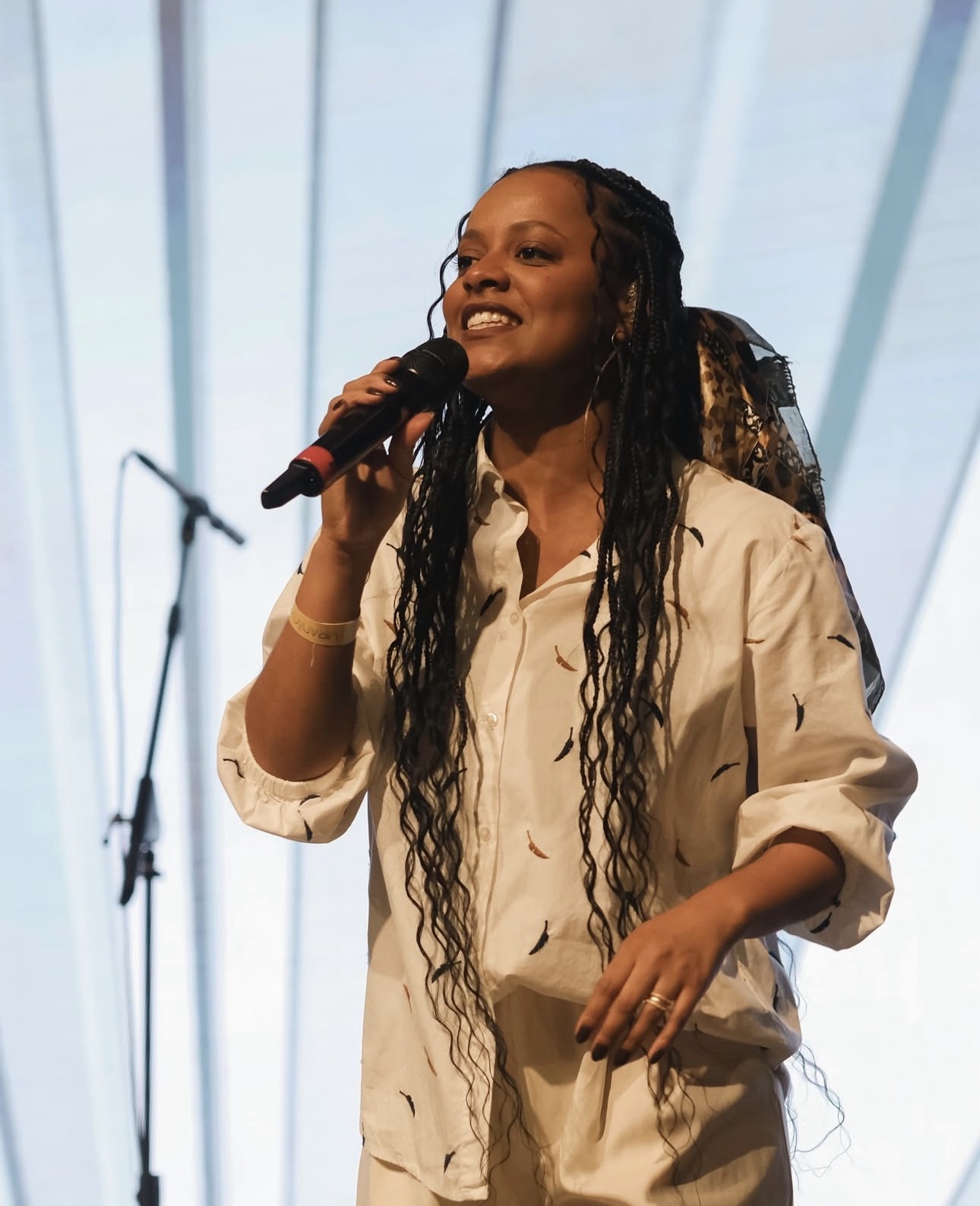 Priscila Martins — professora de técnica vocal